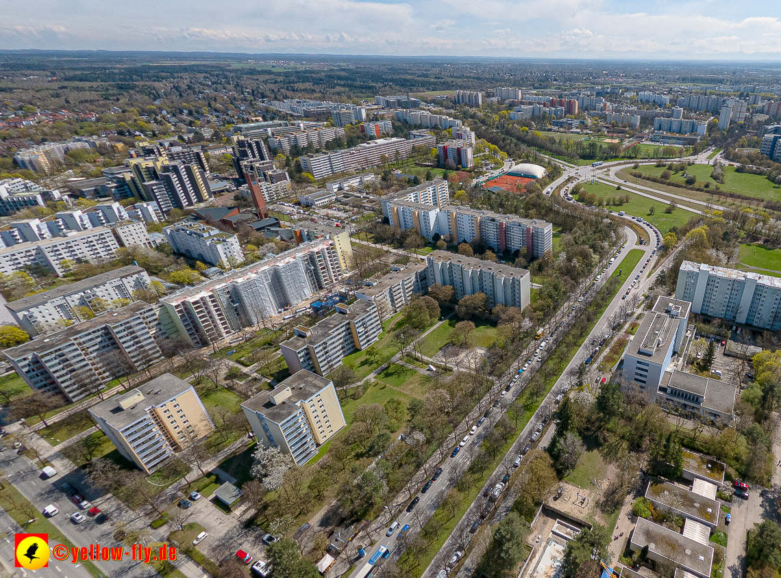 21.04.2023 - Baustelle der Großsanierung Kurt-Eisner-Straße in Neuperlach